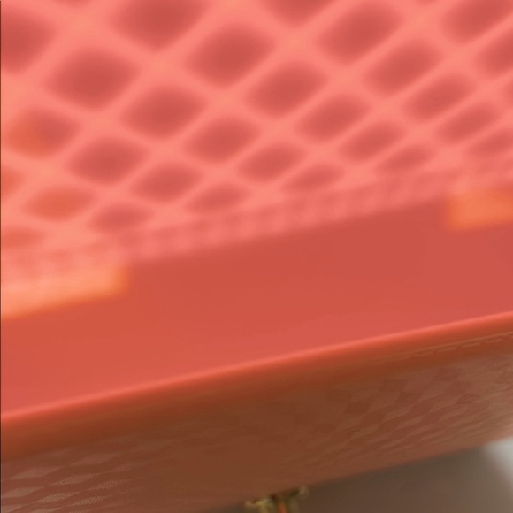 Light Pink Quilted Crossbody Jelly Bag with Gold Chain - Picture 4 of 4